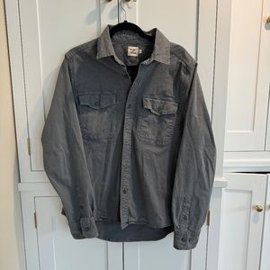 Flint and Tinder Button Up Shirt Size M